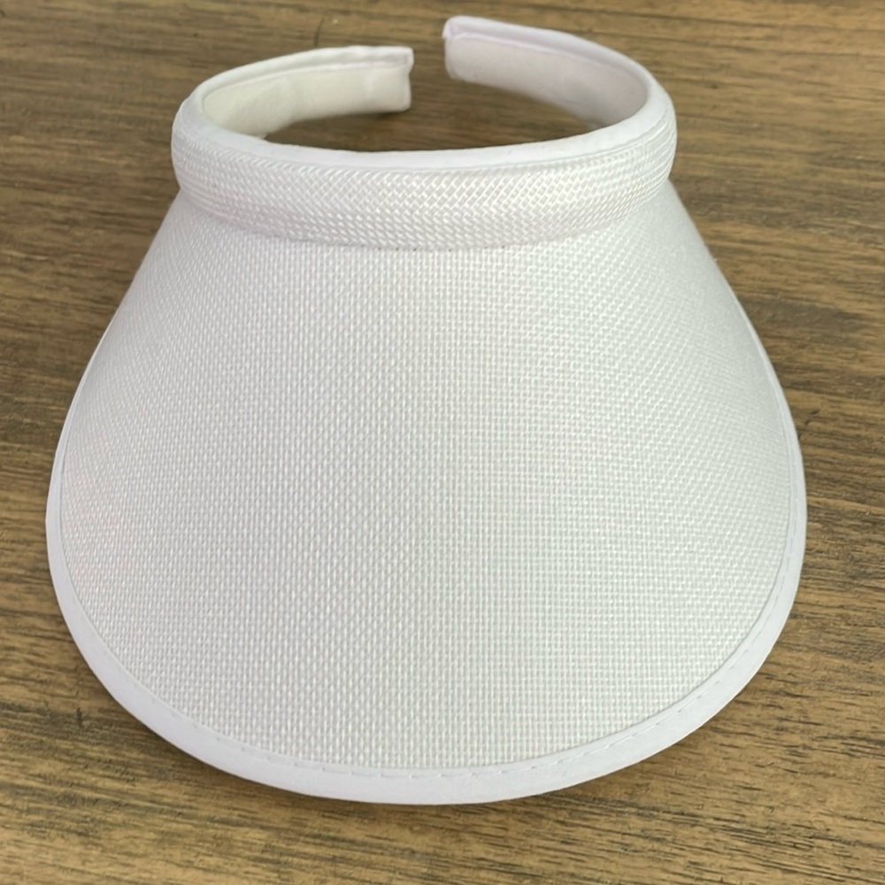 ✨ New Visor White